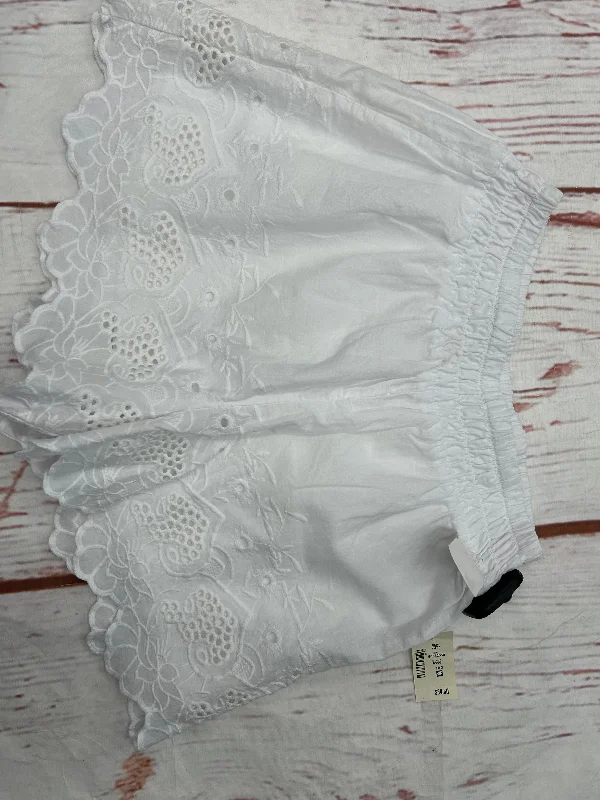 Shorts By Live Love Dream In White, Size: S