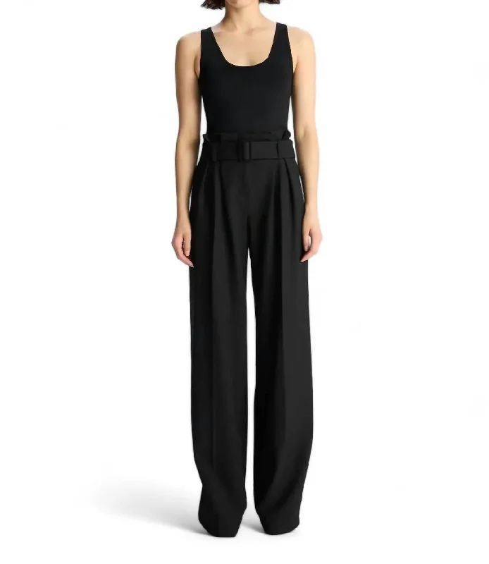 Shayna Pant In Black