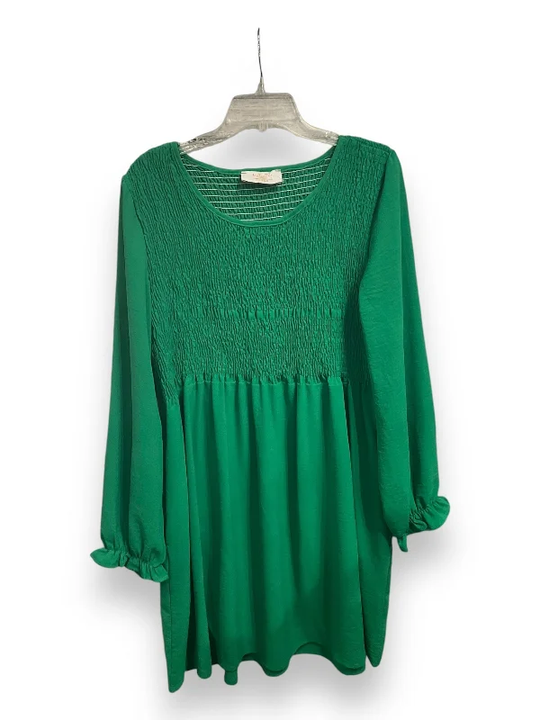 Dress Casual Short By Boho72 In Green, Size: L